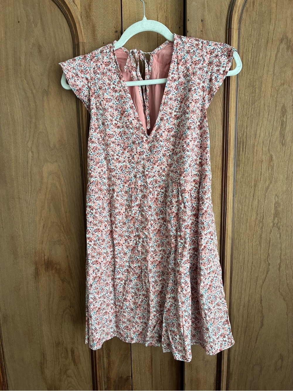 Stunning Abercrombie & Fitch Pink Floral Print Tie-Back Dress